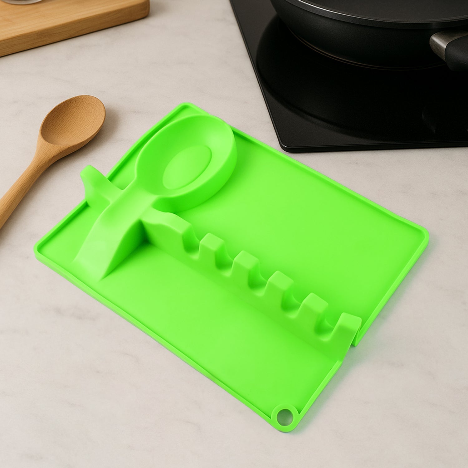 4-Slots Silicone Multifunctional Spoon Holders Fork Spatula Rack (1 Pc) 4-Slots Silicone Multifunctional Spoon Holders Fork Spatula Rack (1 Pc)